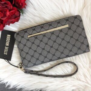 NWT STEVE MADDEN ZIP AROUND WALLET WRISTLET